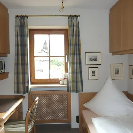 Apartment Haus Am Fuggerpark
